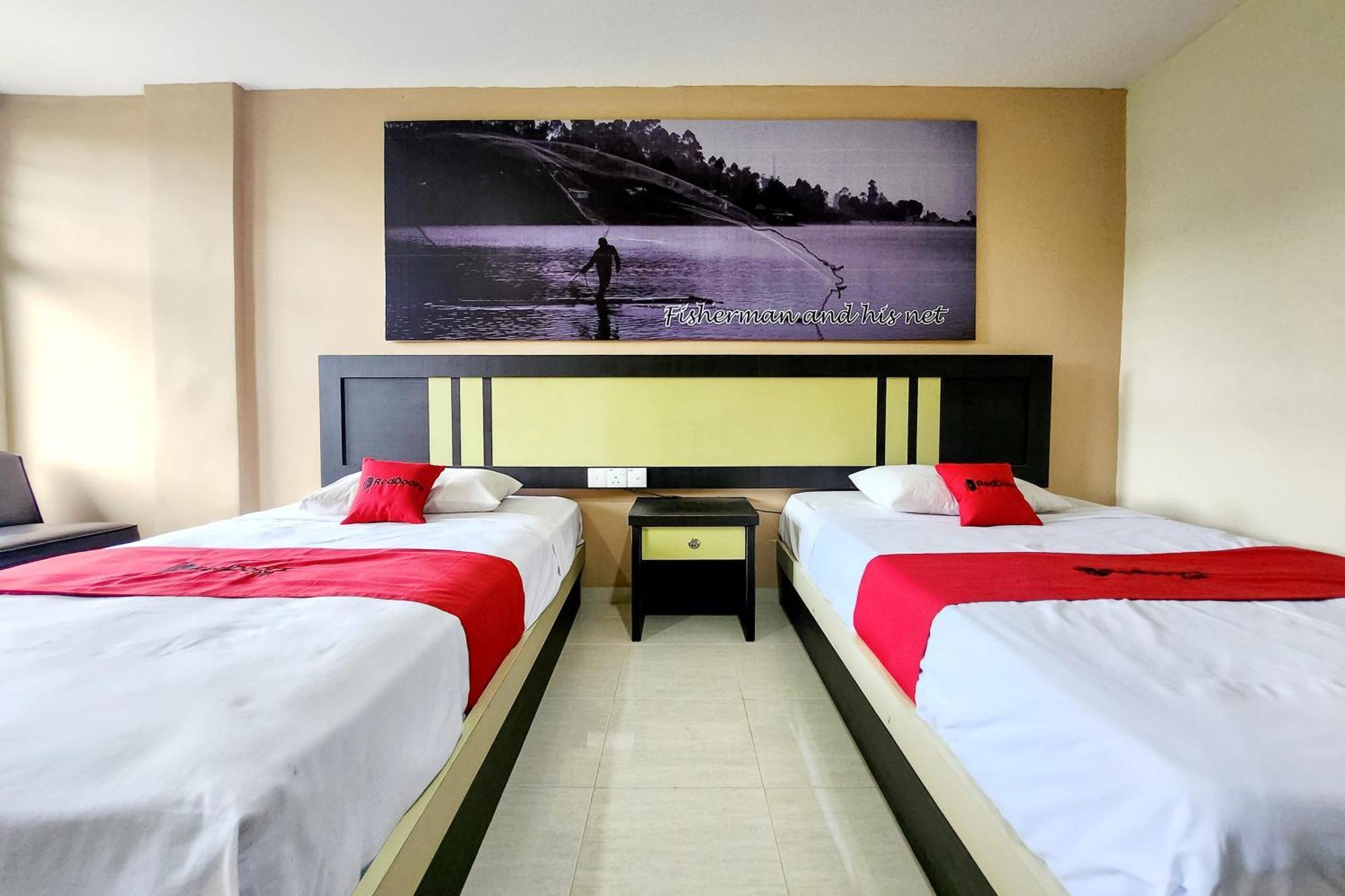 Reddoorz Near Pelabuhan Sri Bintan Pura Tanjungpinang Tanjung Pinang Exterior foto